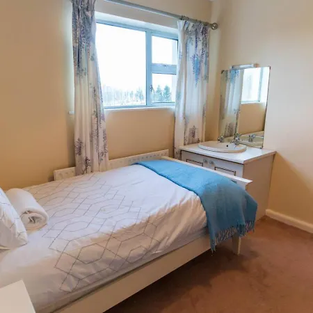 Cappamore House, Located Right On The Greenway. Cahersiveen