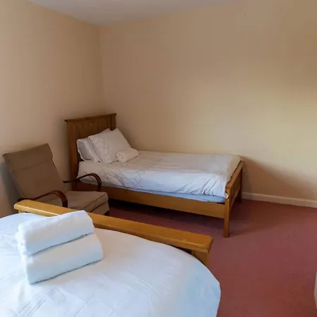 Cappamore House, Located Right On The Greenway. Holiday home